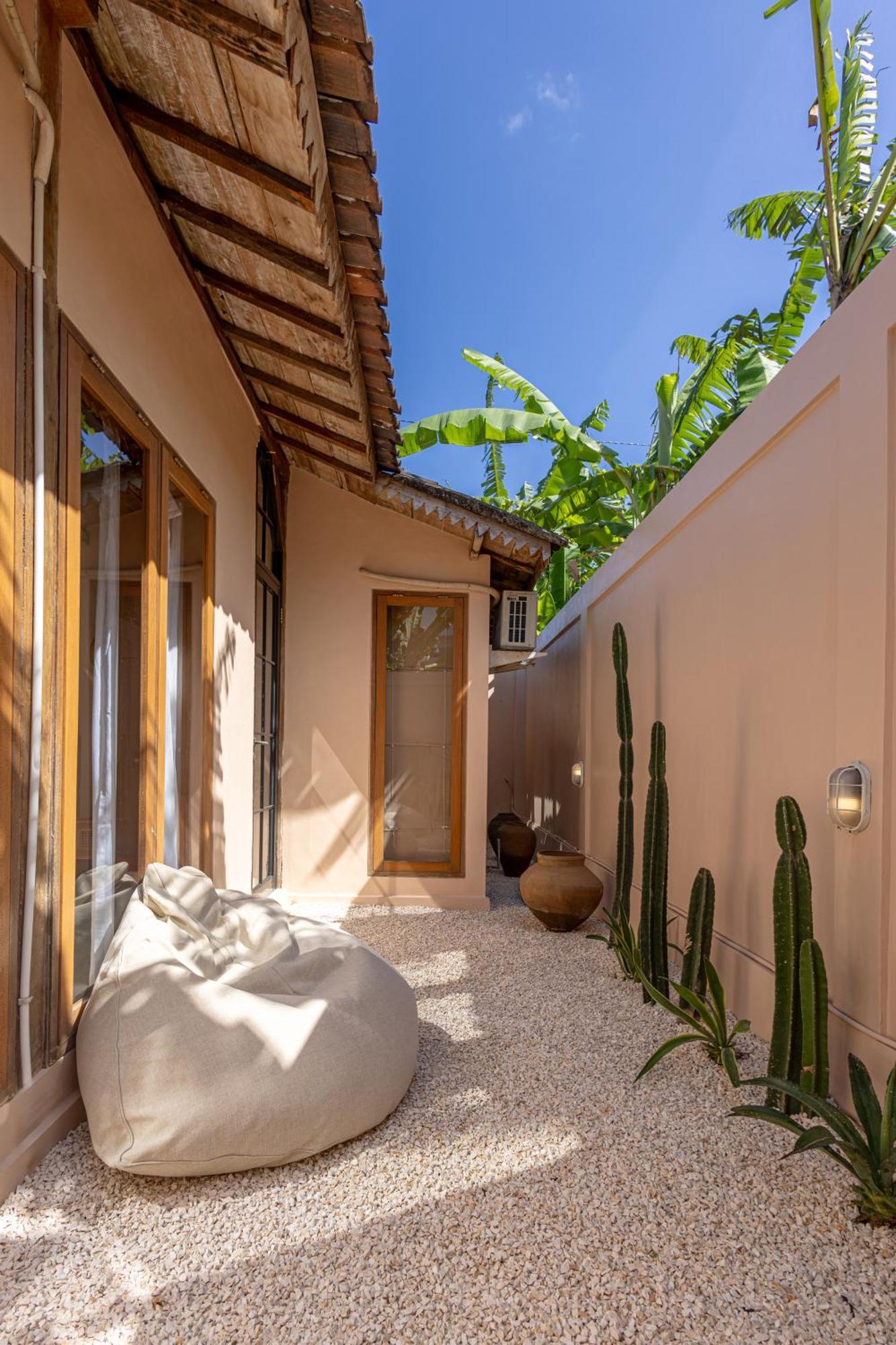 The Pink Joglo, A Cheerful 3Bdr Villa W/Pool And Rice-Field View. Dalung  Exterior photo